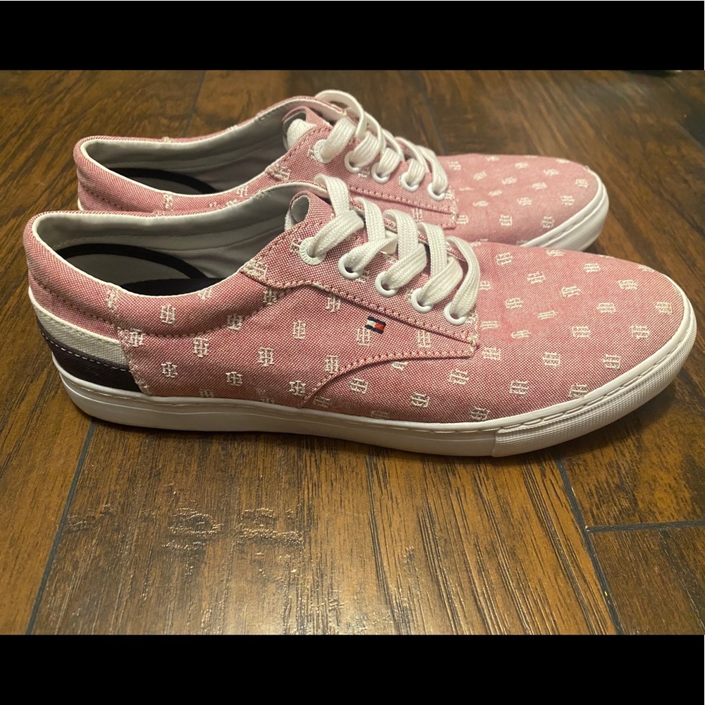 Tommy Hilfiger Pink Lace Up Casual Canvas Sneaker